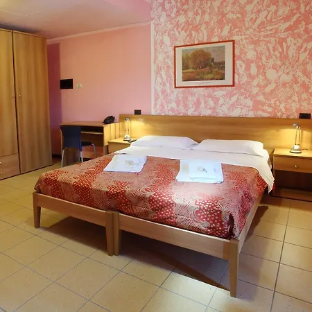 Hotel Trento 3*